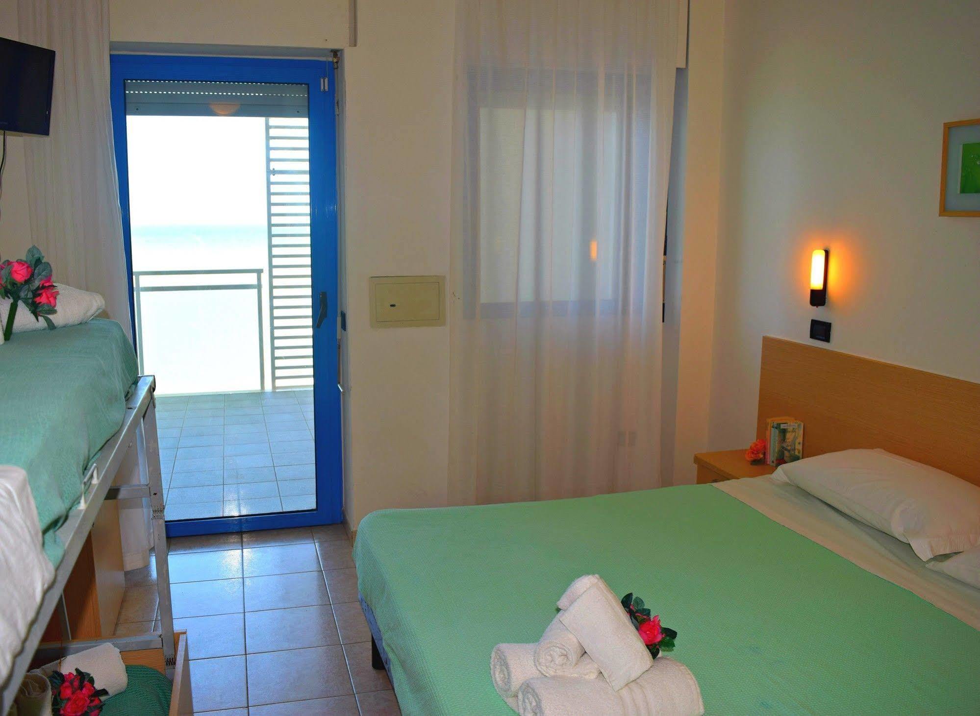Hotel Atlantic Senigallia Exterior foto